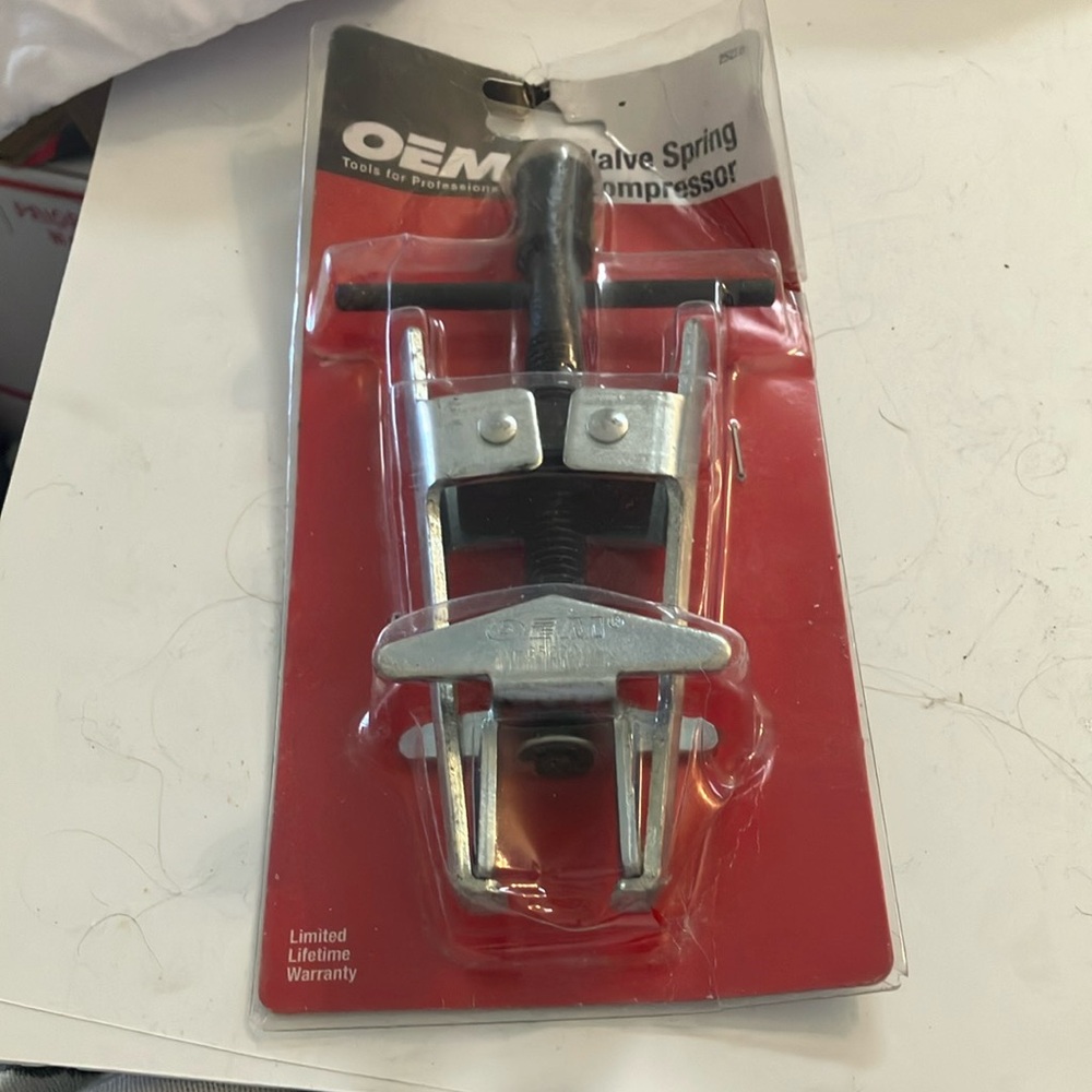 Oem valve spring compressor